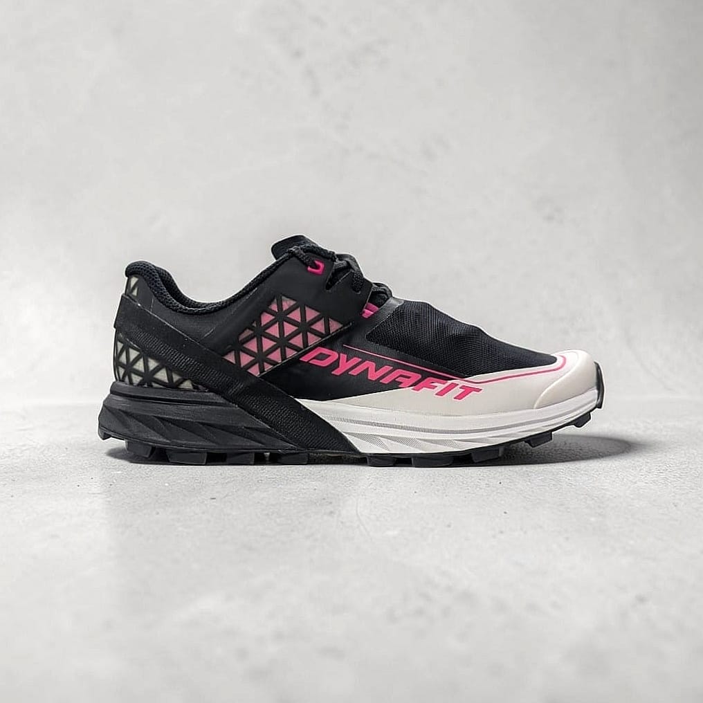 Dynafit Alpine DNA W Damen Trailrunning Schuhe Black Out.Pink Glo