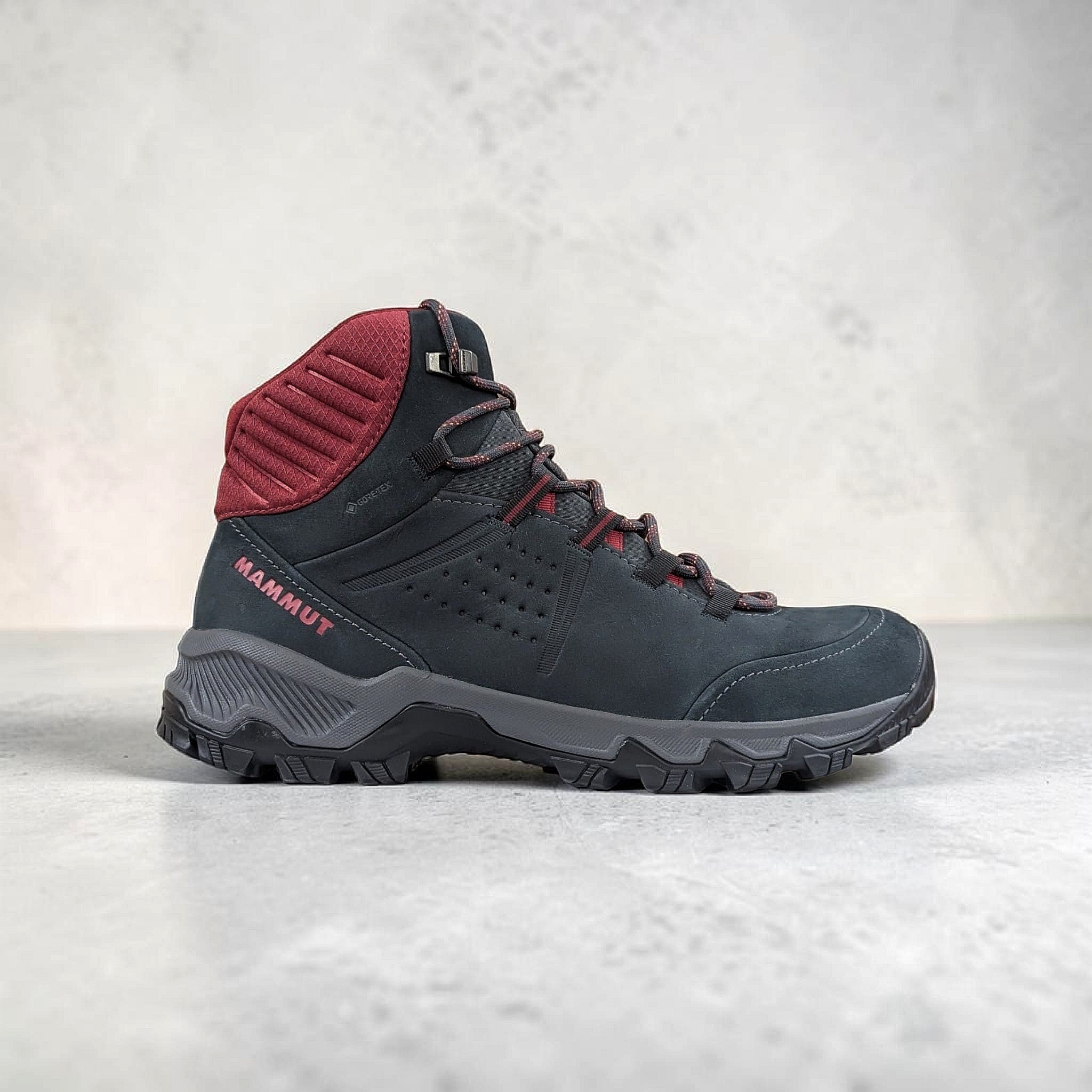 Black Red Mammut Nova IV Mid Gtx Damen Wanderschuhe
