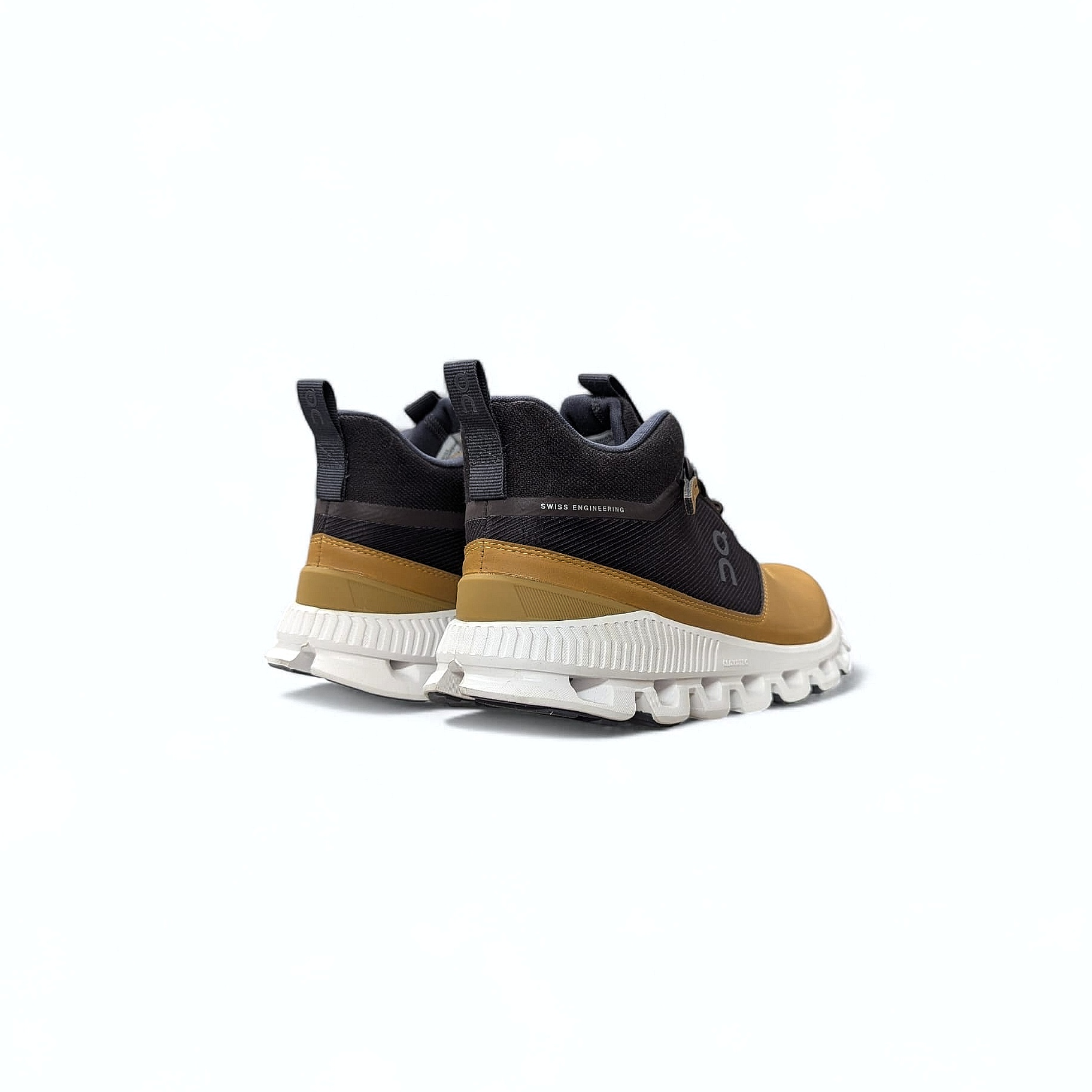 On Running Cloud Hi Herren Sneakers