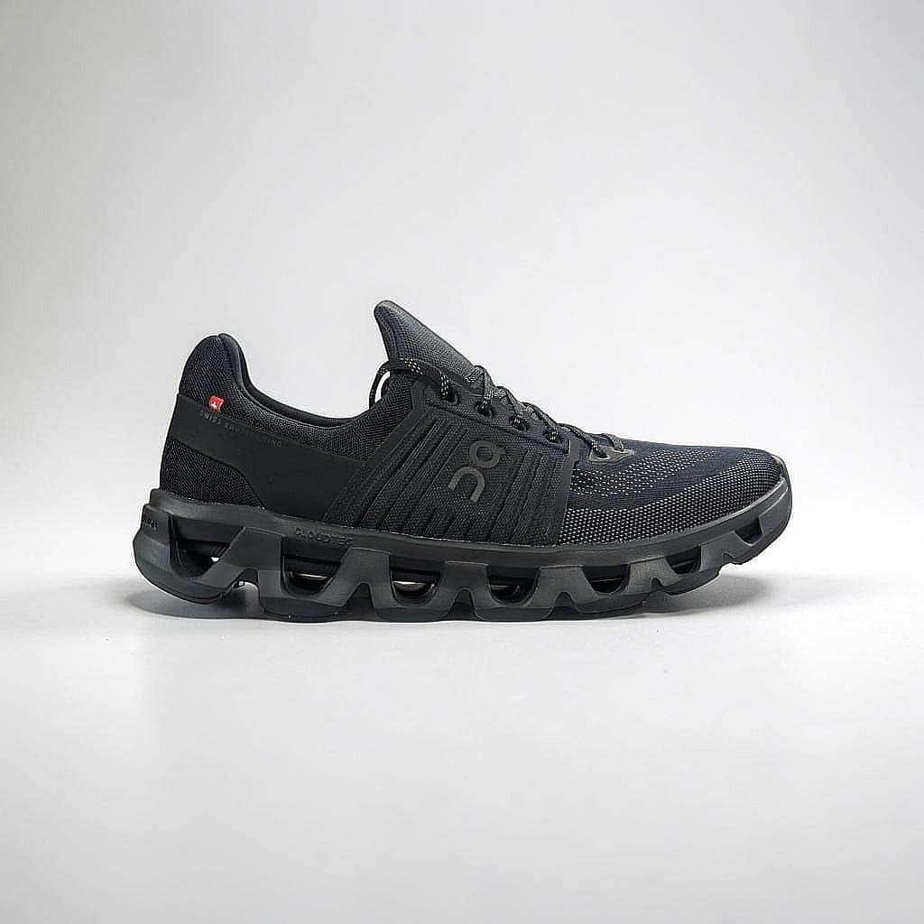 On Running Cloudswift 4 AD Herren Laufschuhe Black.Black