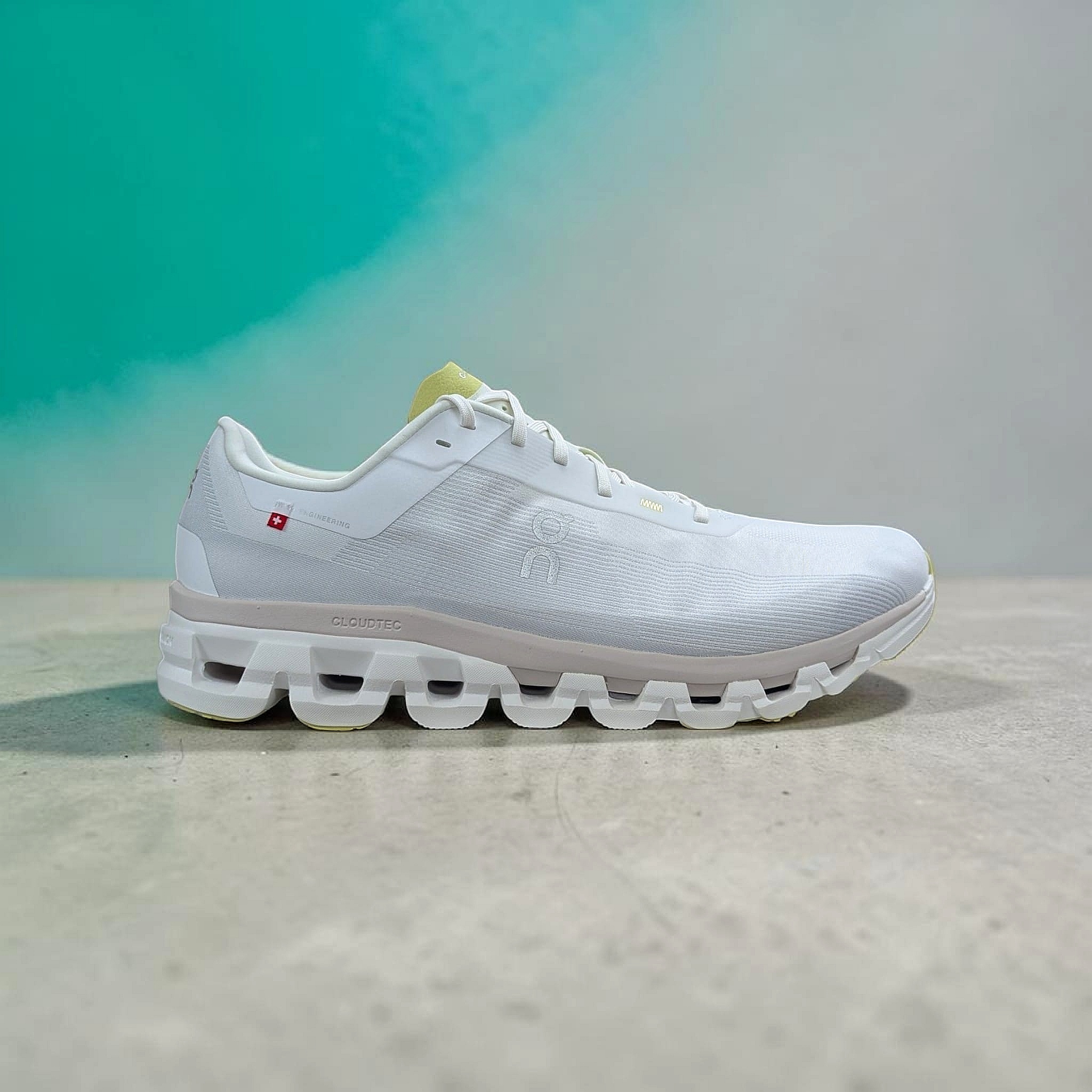 Weiß On Running Cloudflow 4 Herren Laufschuhe