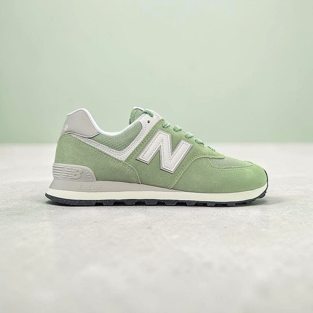 New Balance U 574 Unisex Sneakers .Dark Alpine Green