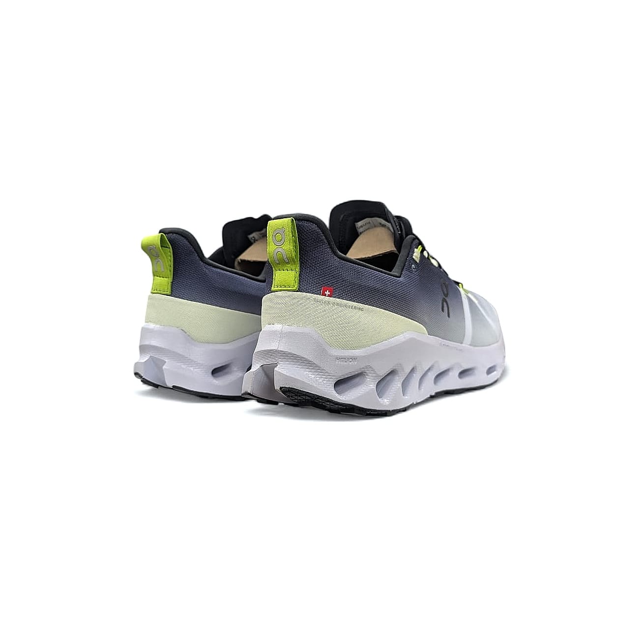 On Running Cloudsurfer Trail WP Herren Trailrunningschuhe