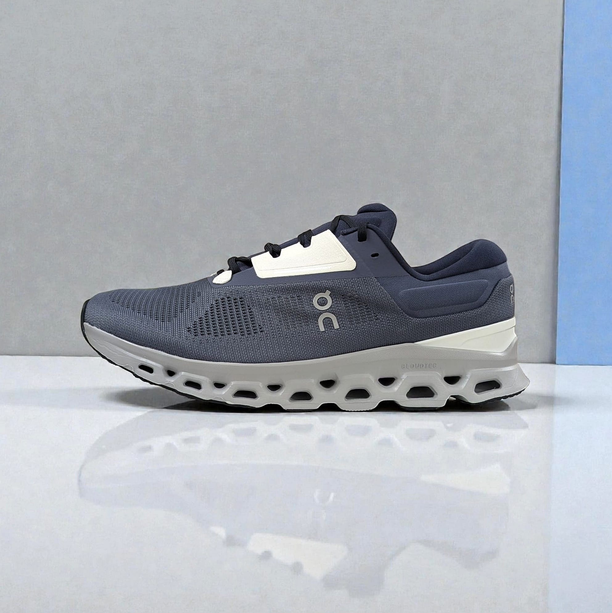 Metal Glacier On Running Cloudstratus 3 Herren Laufschuhe
