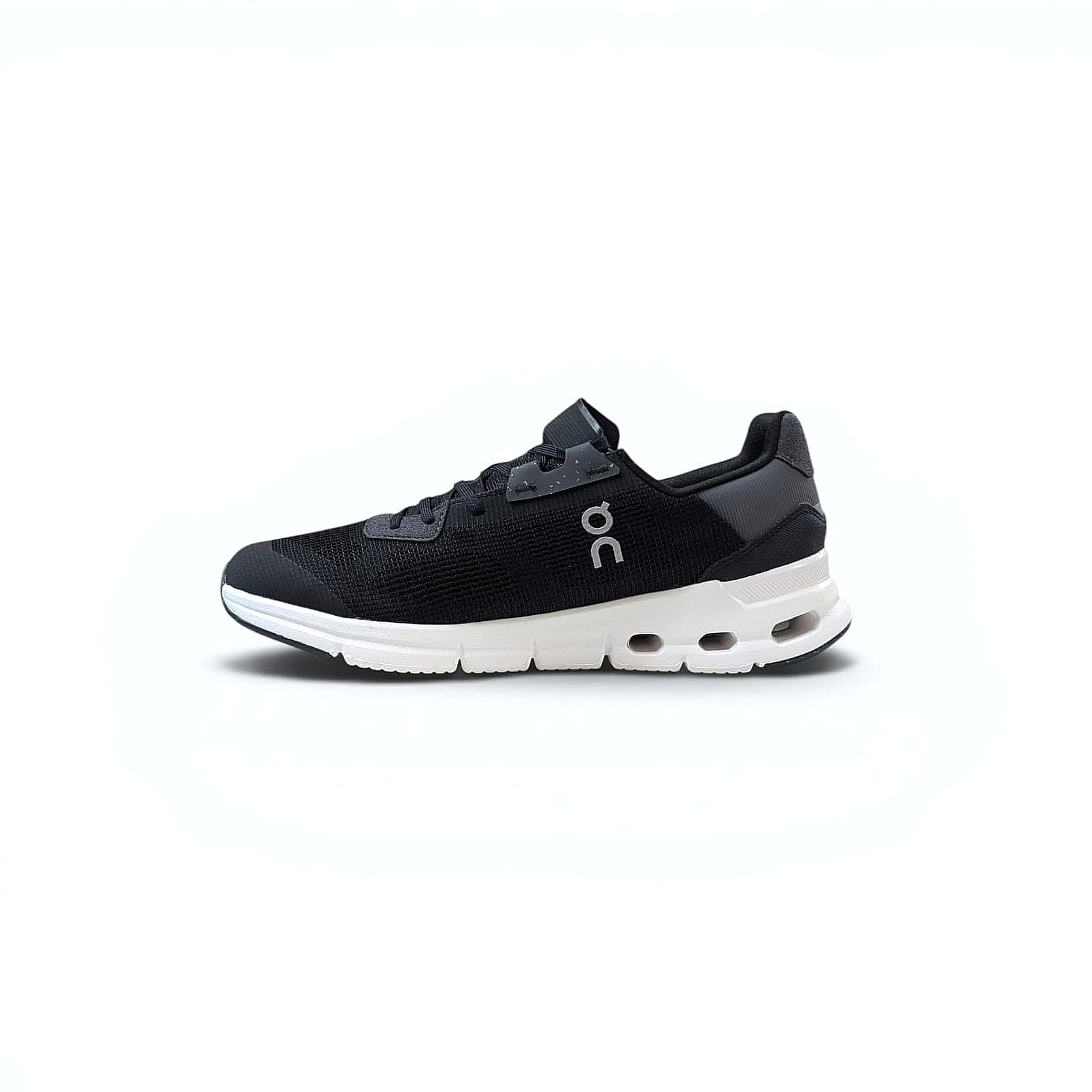 On Running Cloudrift Damen Sneaker Black.White
