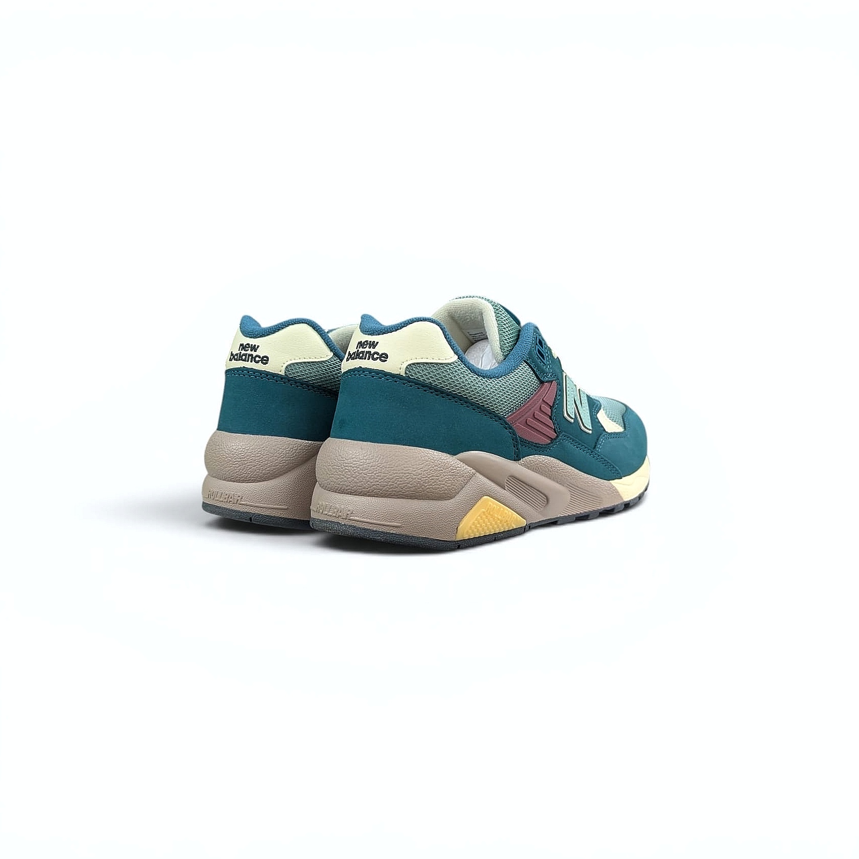 Vitage teal New Balance MT580 Unisex Sneakers