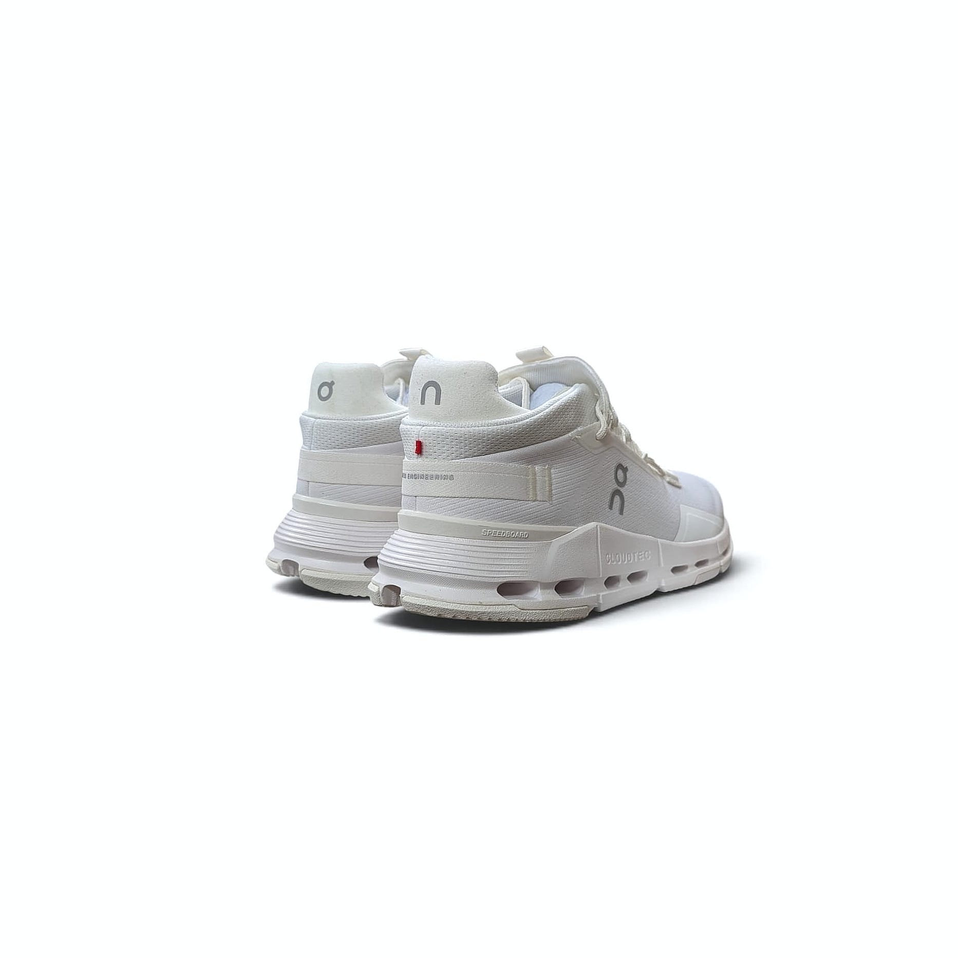 On Running Cloudnova 2 Damen Sneaker All White