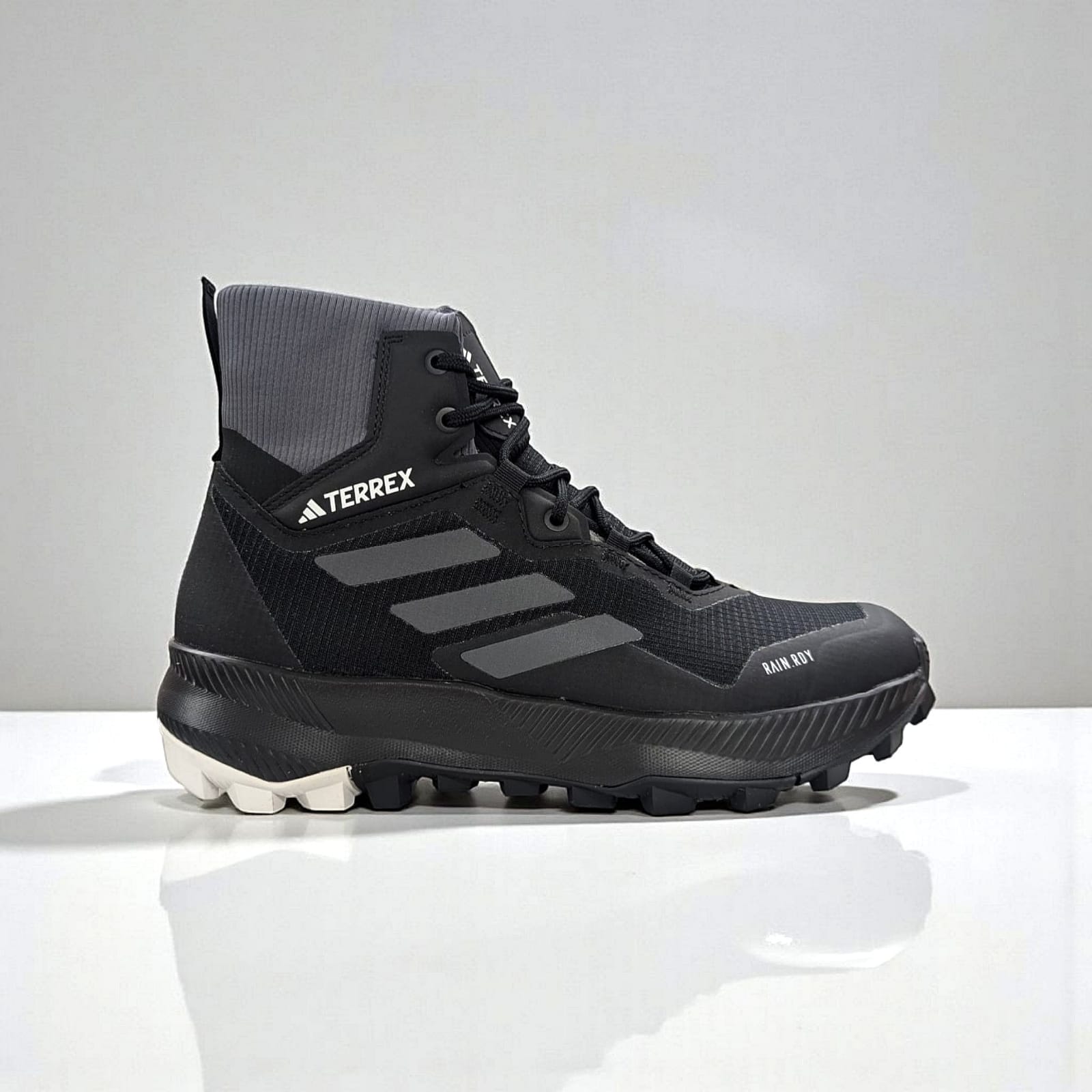 Adidas Terrex Wmn Hiker Rain.Rdy Damen Wanderschuhe