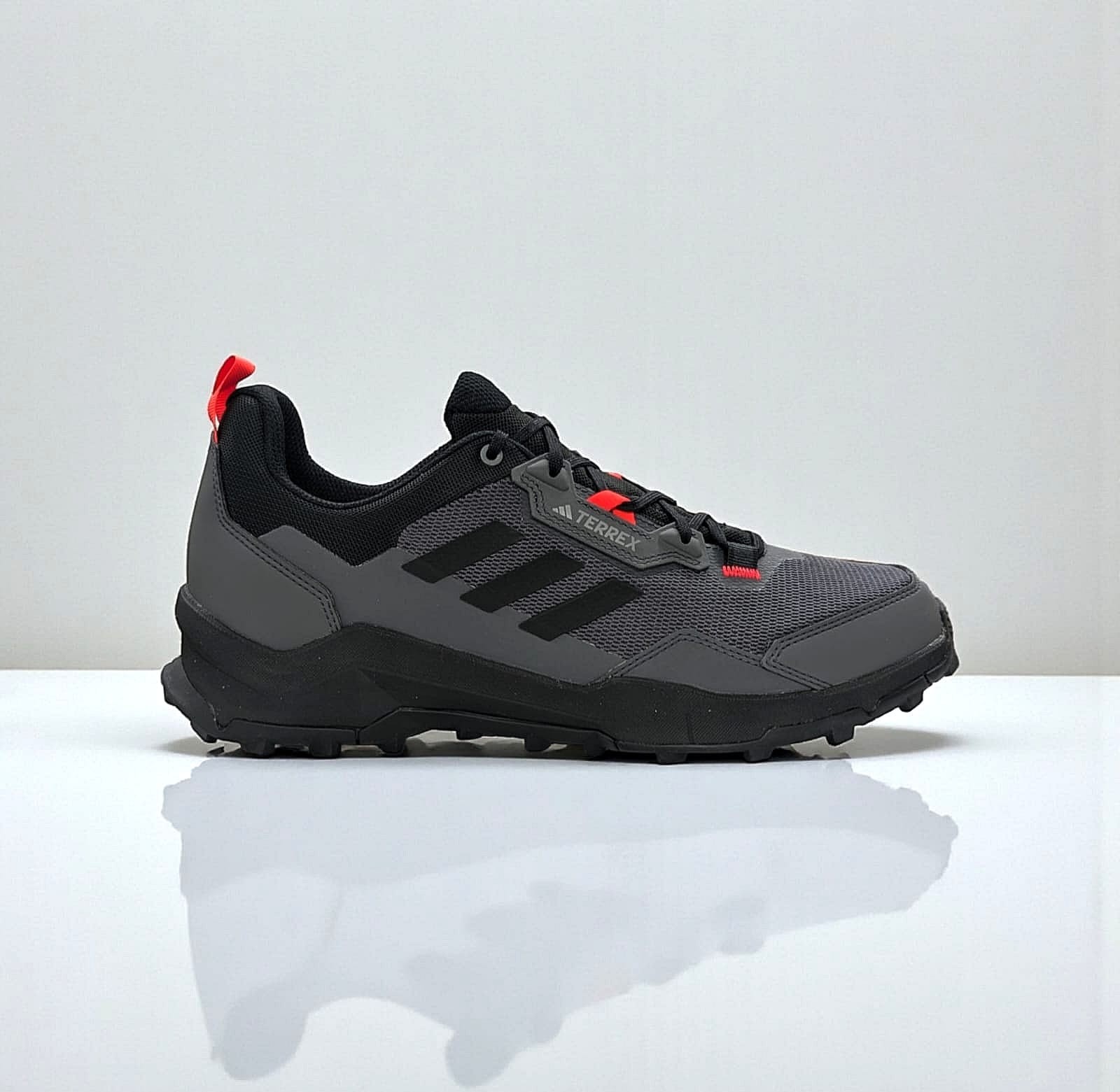 Grey Six Adidas Terrex AX4 Herren Wanderschuhe
