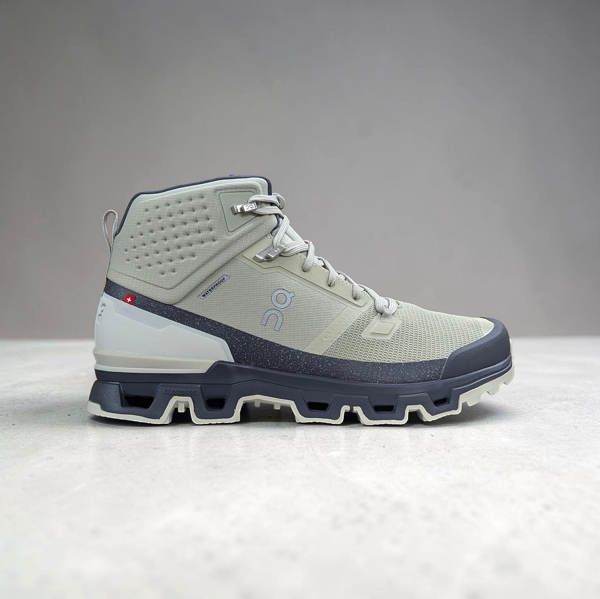 Chalk Eclipse On Running Cloudrock 2 Waterproof Herren Wanderschuhe