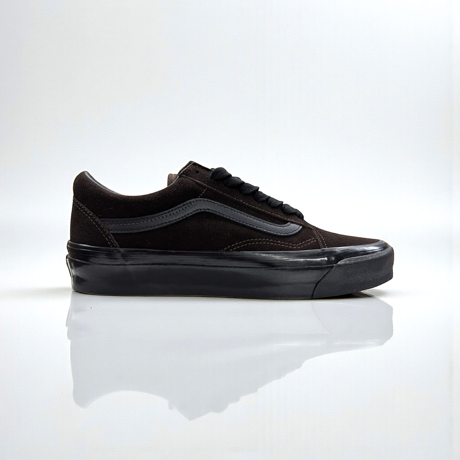 Brown Vans Lx Old Skool Unisex Sneakers