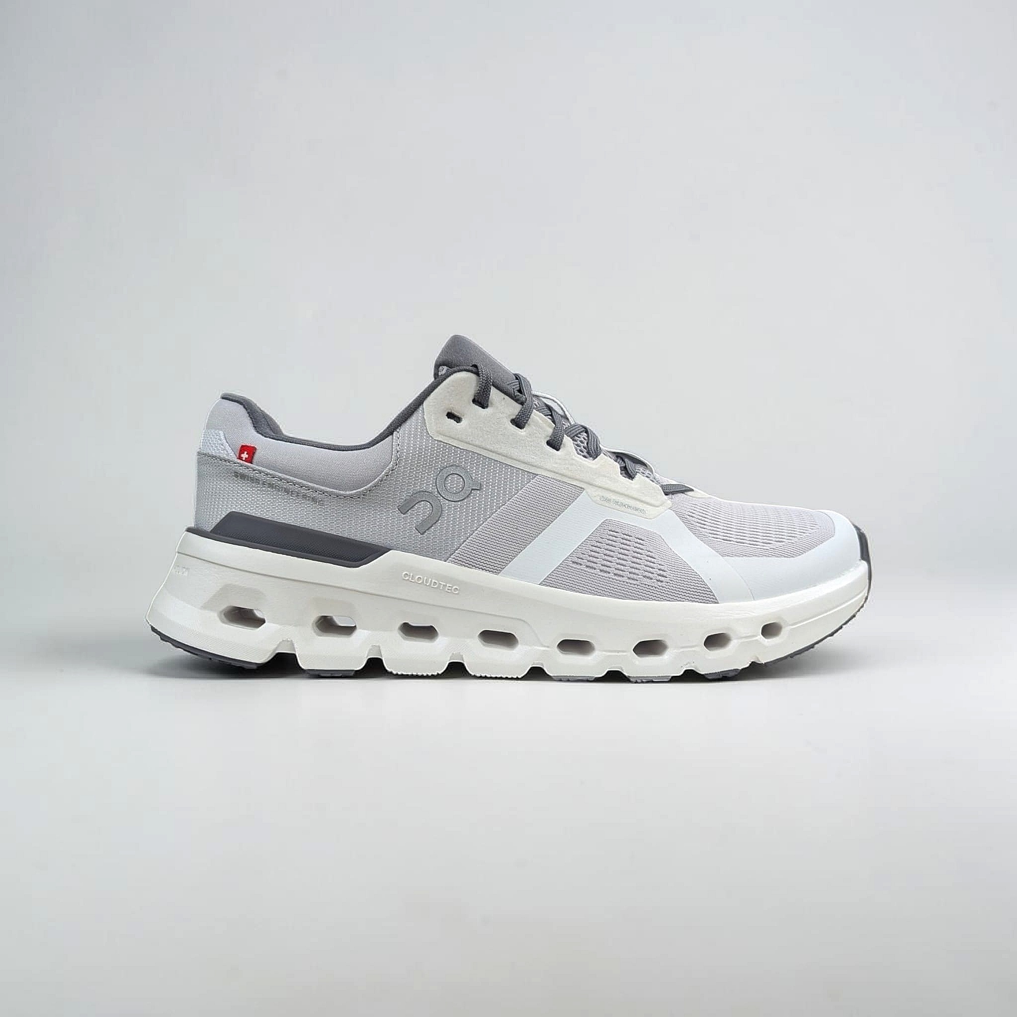 Frost White Damen Laufschuhe On Running Cloudrunner 2
