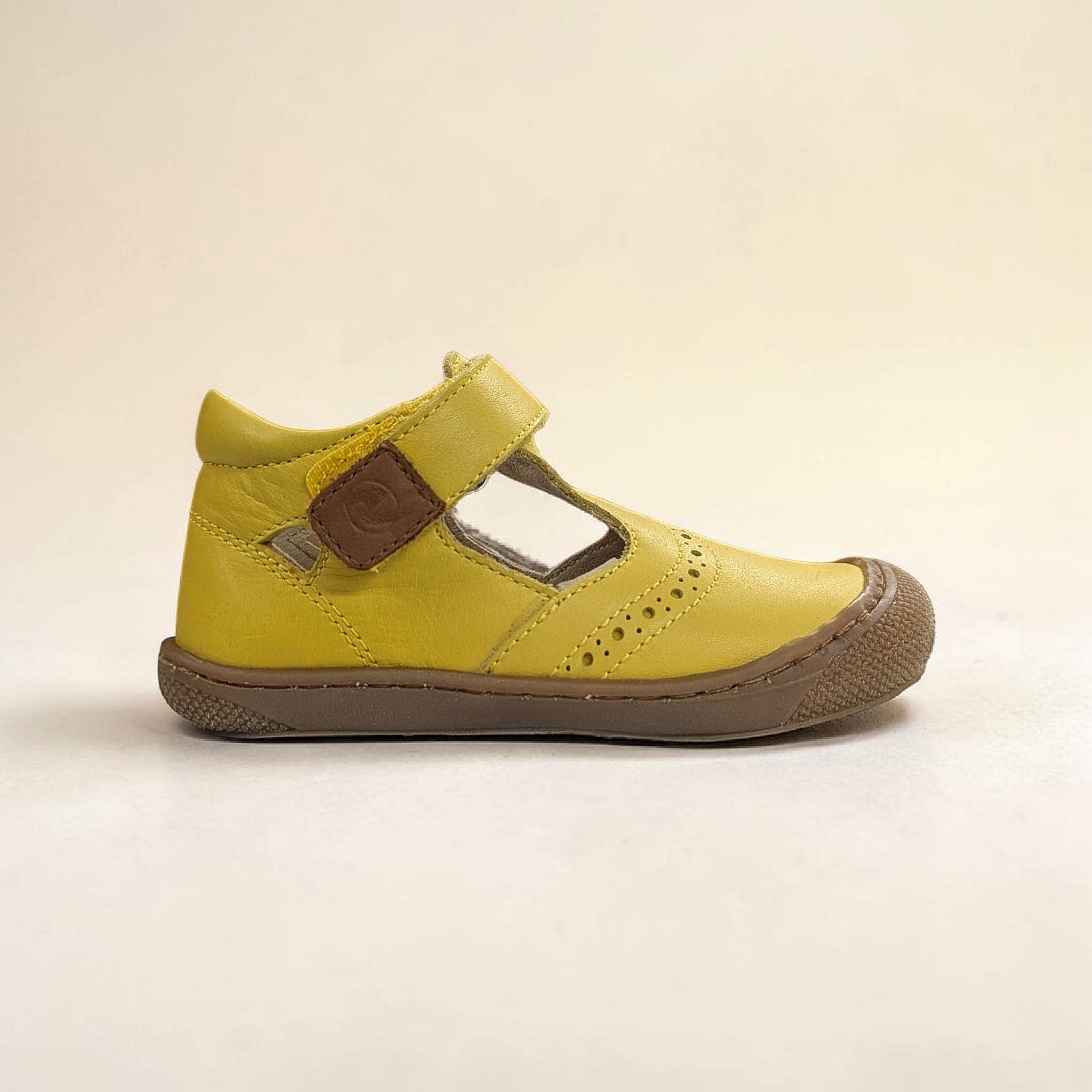 Gelb Naturino Kinder Halbsandalen