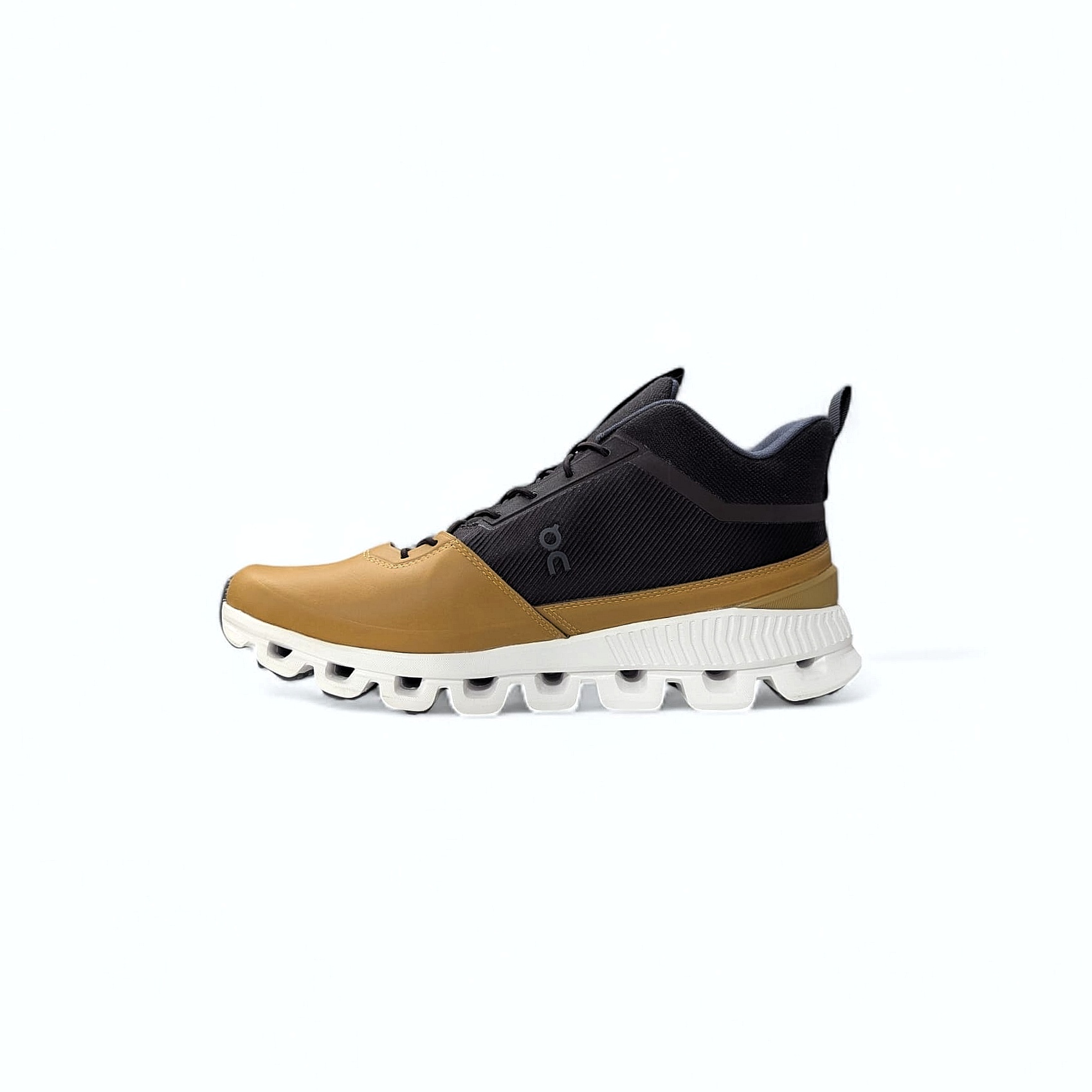 On Running Cloud Hi Herren Sneakers