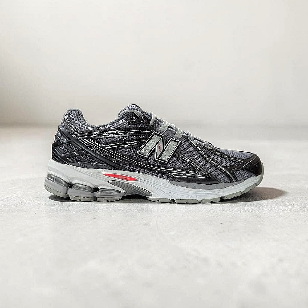 New Balance 1906R Unisex Lifestyle Sneaker Black Metallic