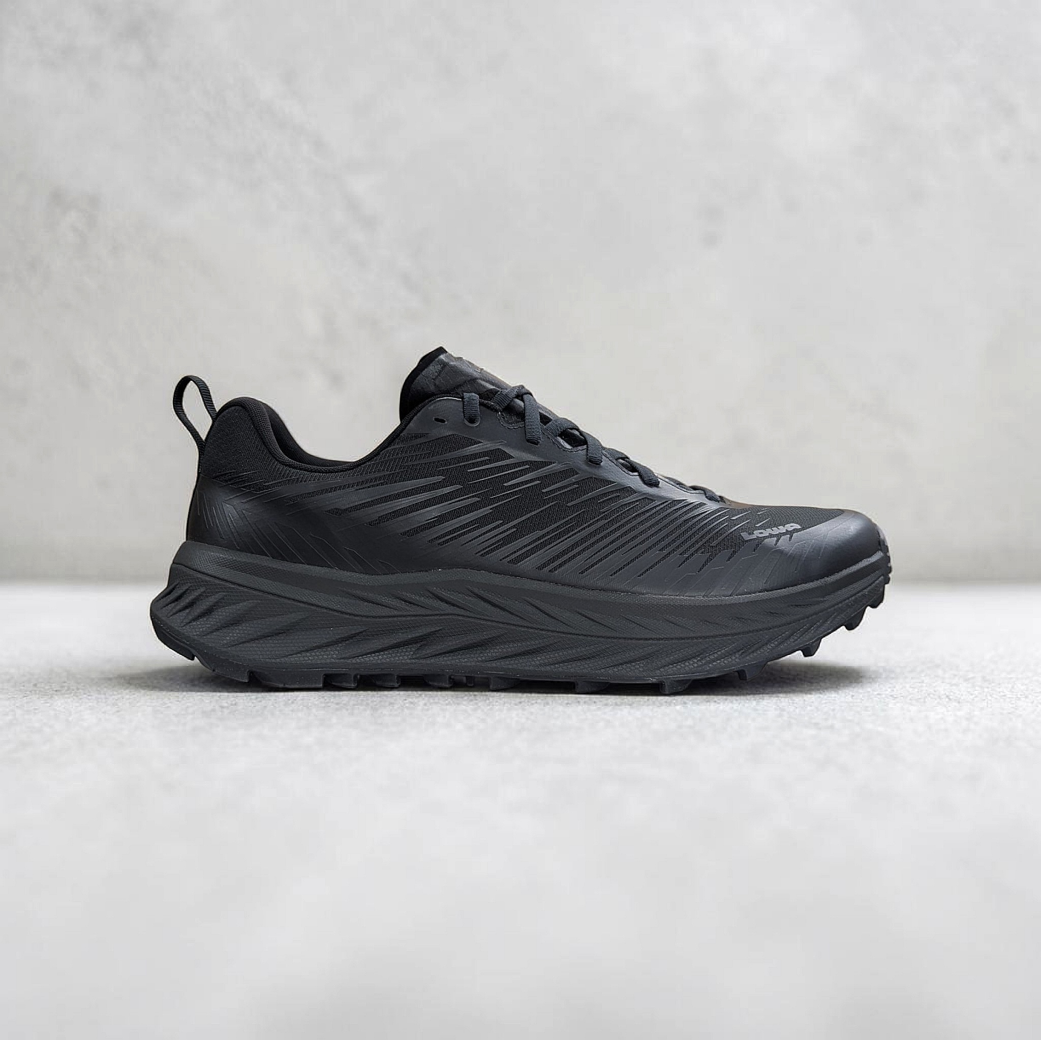 Black Lowa Fortux Herren Trail Laufschuhe
