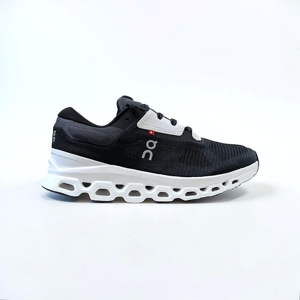 On Running Cloudstratus 3 Damen Laufschuhe Black.Frost